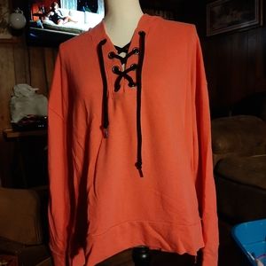 05/21 Vs pink lace up hoodie